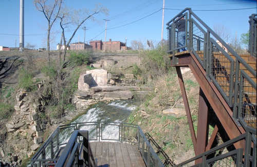 Upper and Lower Mill Creek Falls View Platforms
