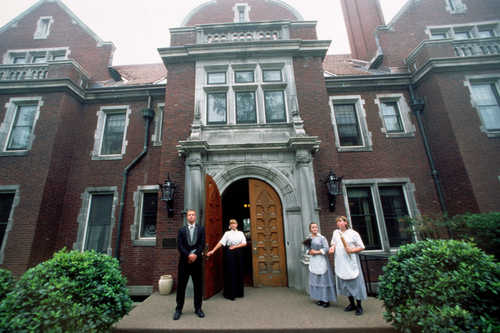 Glensheen Mansion