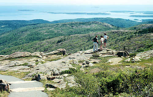 Cadillac Mountain Welcomes Sightseers