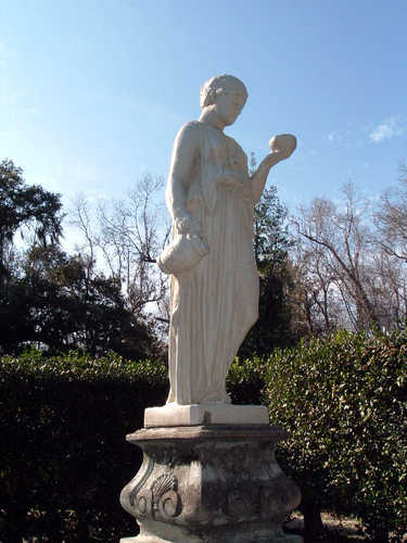 Statue in Center of the Horticulture Maze