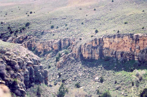 Hole-In-The-Wall Canyon