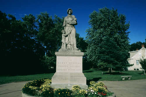 Madonna of the Plains Sculpture