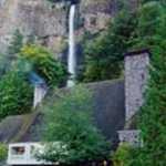 Multnomah Falls Lodge and Multnomah Falls