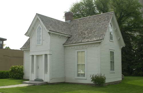 William W. Mayo House in Le Sueur