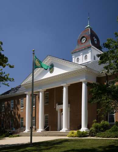 Caroline County Courthouse Displaying Chesapeake Colonial Charm