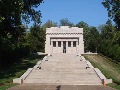 Abraham Lincoln Birthplace Memorial Building