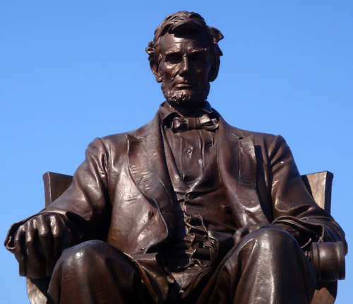 Abraham Lincoln Statue in Hodgenville