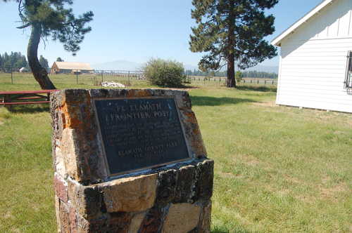 Marker at Historic Fort Klamath