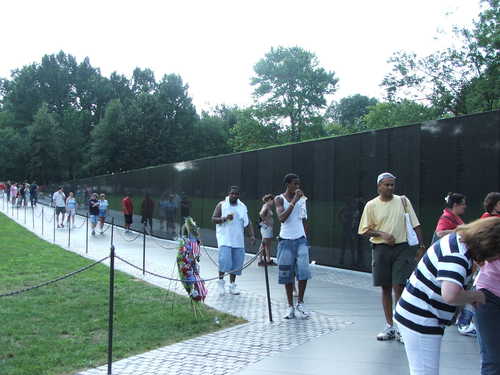 Vietnam Veterans Memorial: The Wall