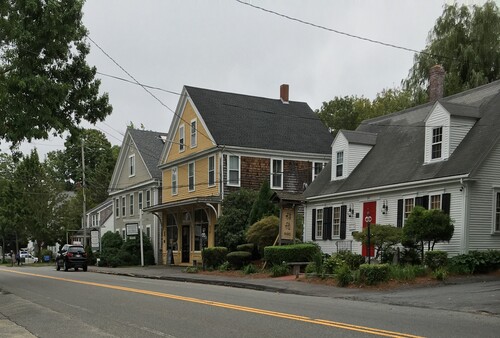Shops in Yarmouthport