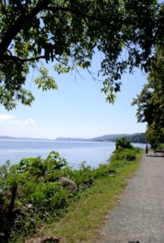 Palisades Scenic Byway NY - Hudson River from Shore Path